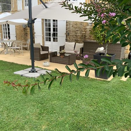 Amity. Exclusive Poolside Garden Apartment Sarlat-la-Canéda Exterior foto